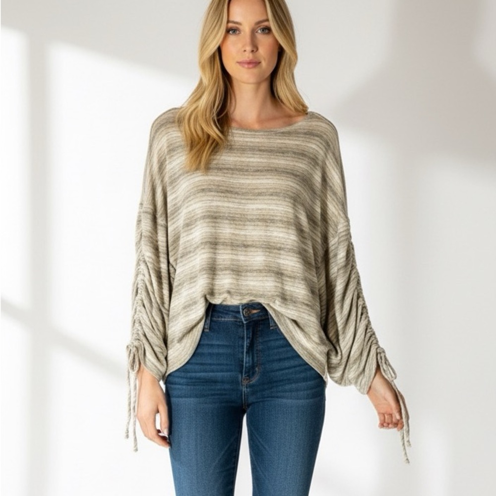 Hummingbird Oversized Striped‎ Ruched Sleeve Tunic Top